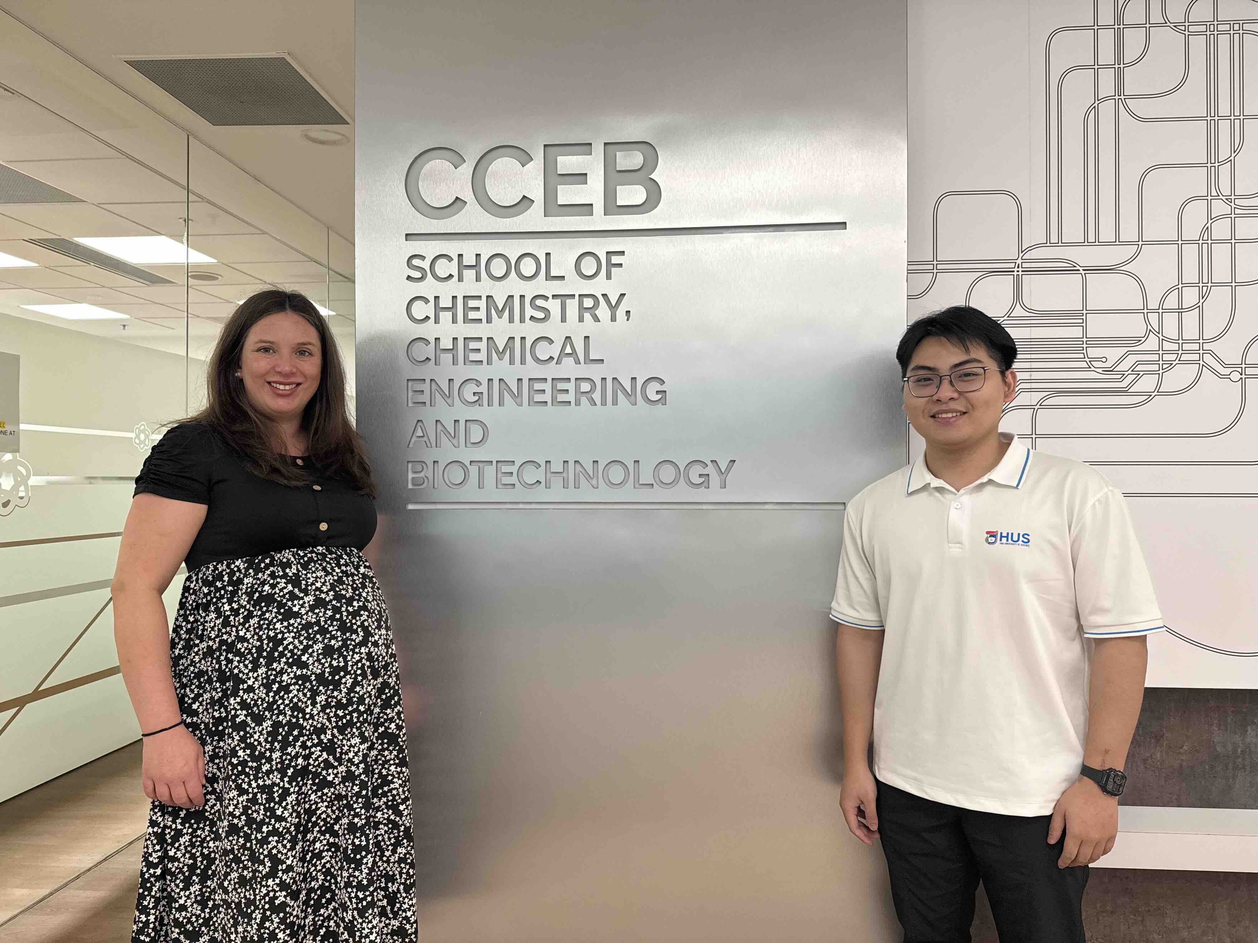 VNU exchange student Lang Xuan Tung